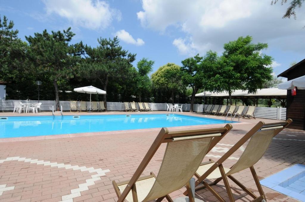 Villaggio Camping Adria Касал-Борсетти Экстерьер фото