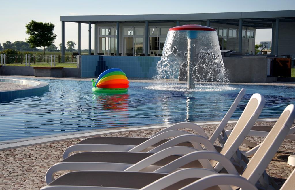 Villaggio Camping Adria Касал-Борсетти Экстерьер фото