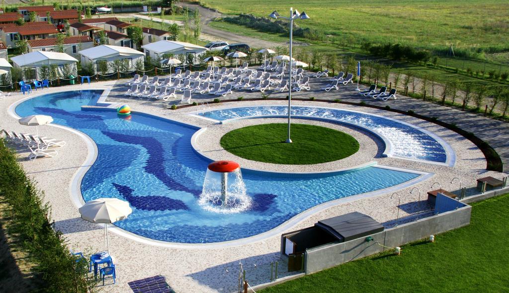 Villaggio Camping Adria Касал-Борсетти Экстерьер фото